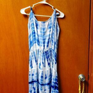Young Usa, tie dye summer Maxi dress, medium , nwt
